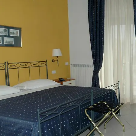 Margherita 3* Naples