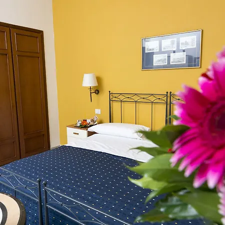 Margherita Hotel 3*