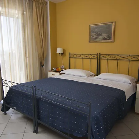 Margherita Hotel 3*