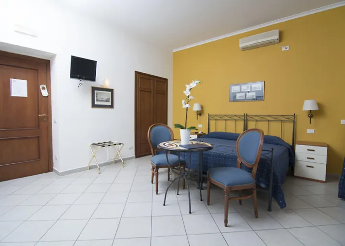 Margherita Hotel