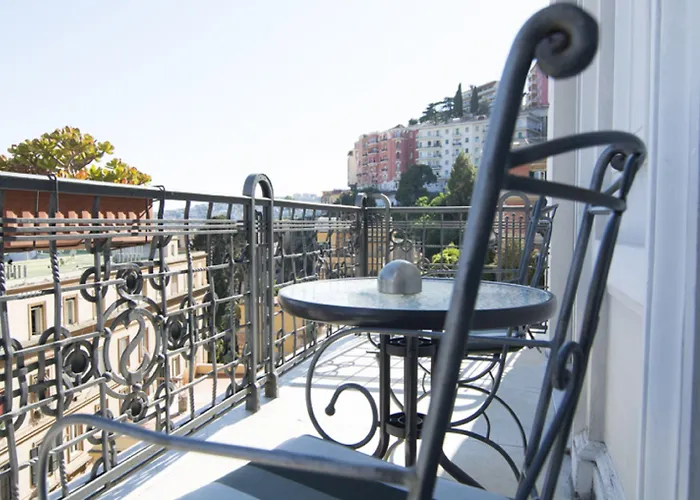 Margherita Hotel Nápoles