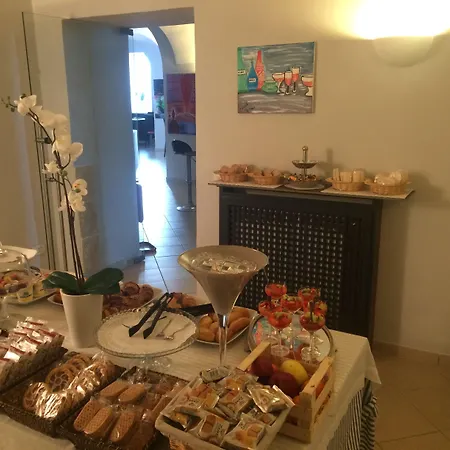 Margherita Hotel
