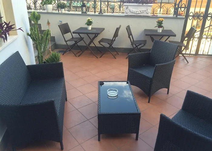 Margherita Hotel Neapel