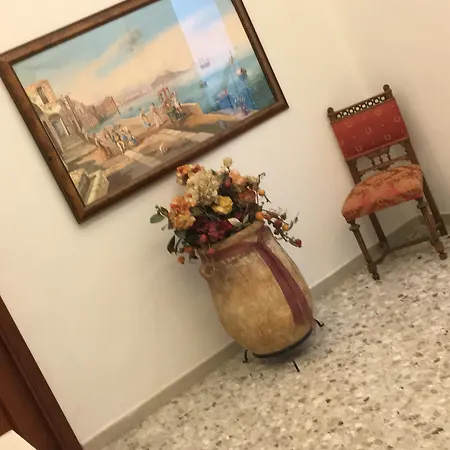 Margherita Hotel Neapel